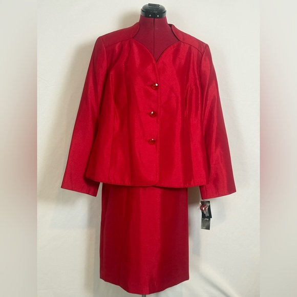 Le Suit Dresses & Skirts - NWT Le Suit Skirt Suit Women’s Size 16W Crimson Red 2-Piece Suit Blazer & Skirt